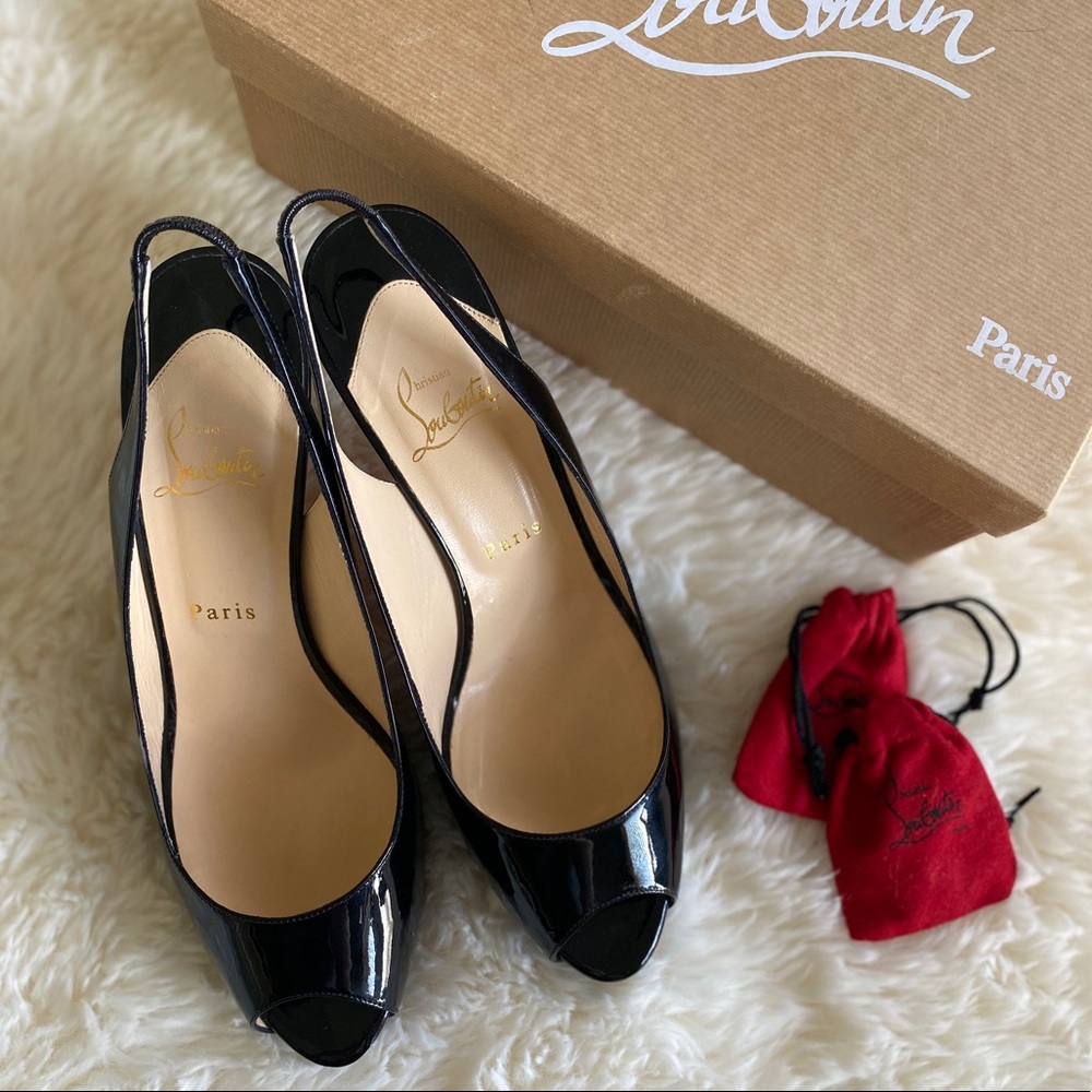 Christian Louboutin 🖤❤️ Cathay 100mm Heels EUC